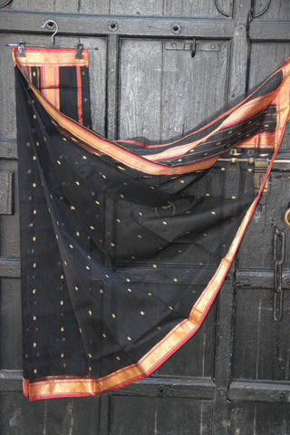 REHWA Maheshwari Handwoven Neem Reshmi Gold Zari CHAMELI PHOOL Border Saree