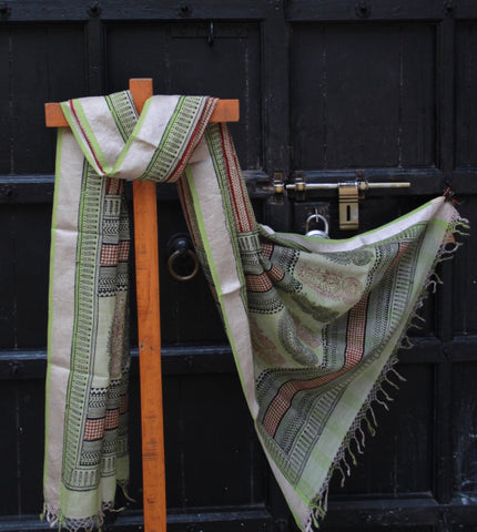 REHWA Bagh Print Maheshwari Handwoven Mohniya Borders Dupatta