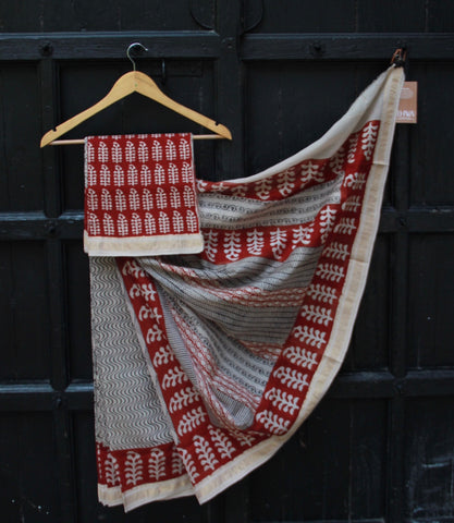 REHWA Bagh Print Maheshwari Handwoven Neem Reshmi Mono Border Saree