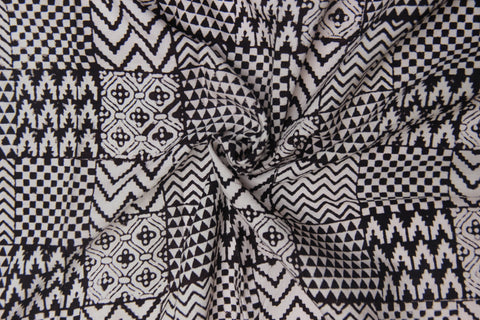 REHWA Bagh Print Maheshwari Handwoven Fabric With V Borders